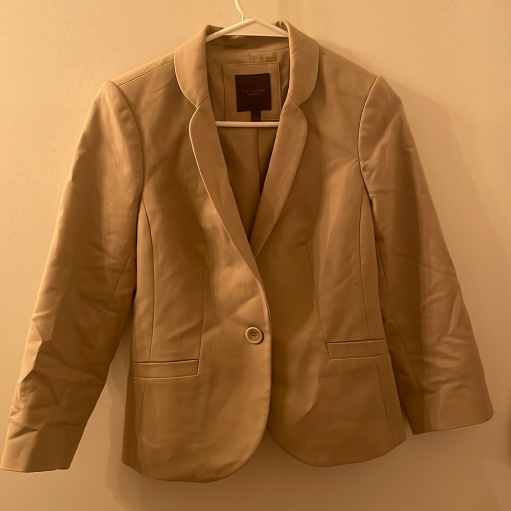 tan jacket
